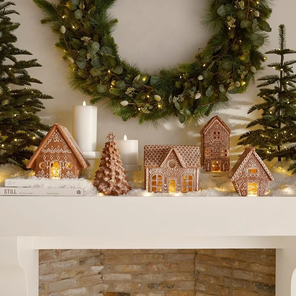 Pottery Barn Gingerbread House Stoneware New With Tag